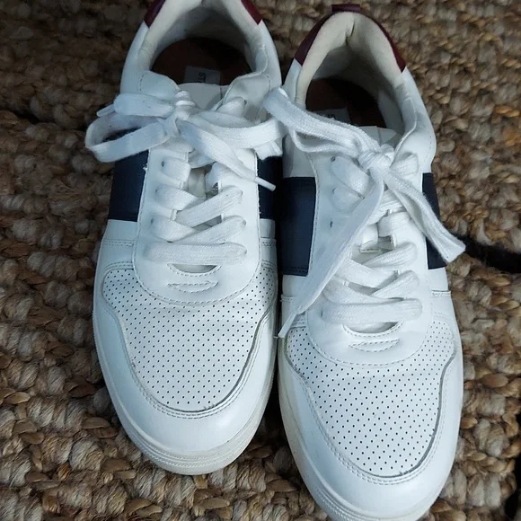 Strauss + Ramm Low Top Lace Up Sneaker/Tennis Shoe - Picture 2 of 10